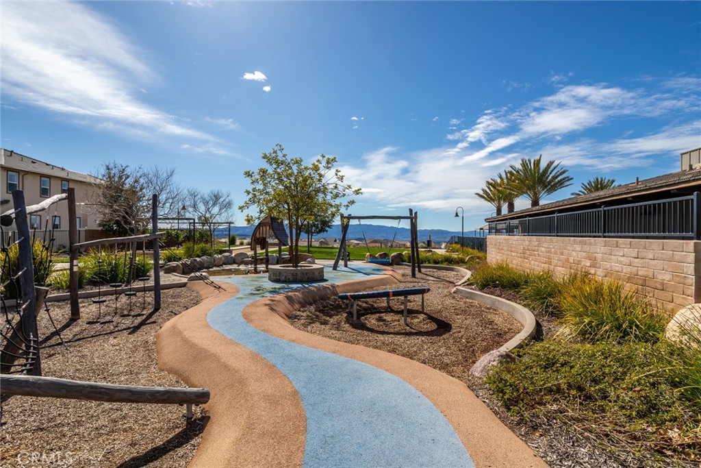 28695 Windbreak Terrace