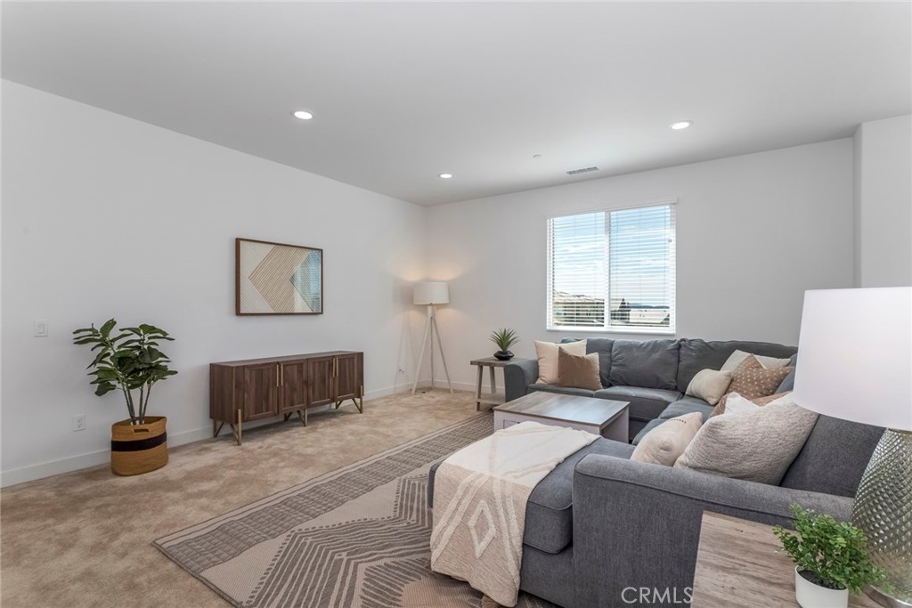 28695 Windbreak Terrace