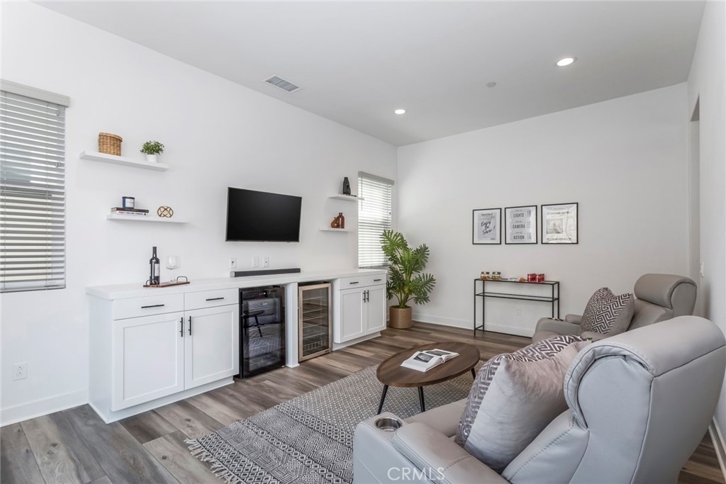 28695 Windbreak Terrace