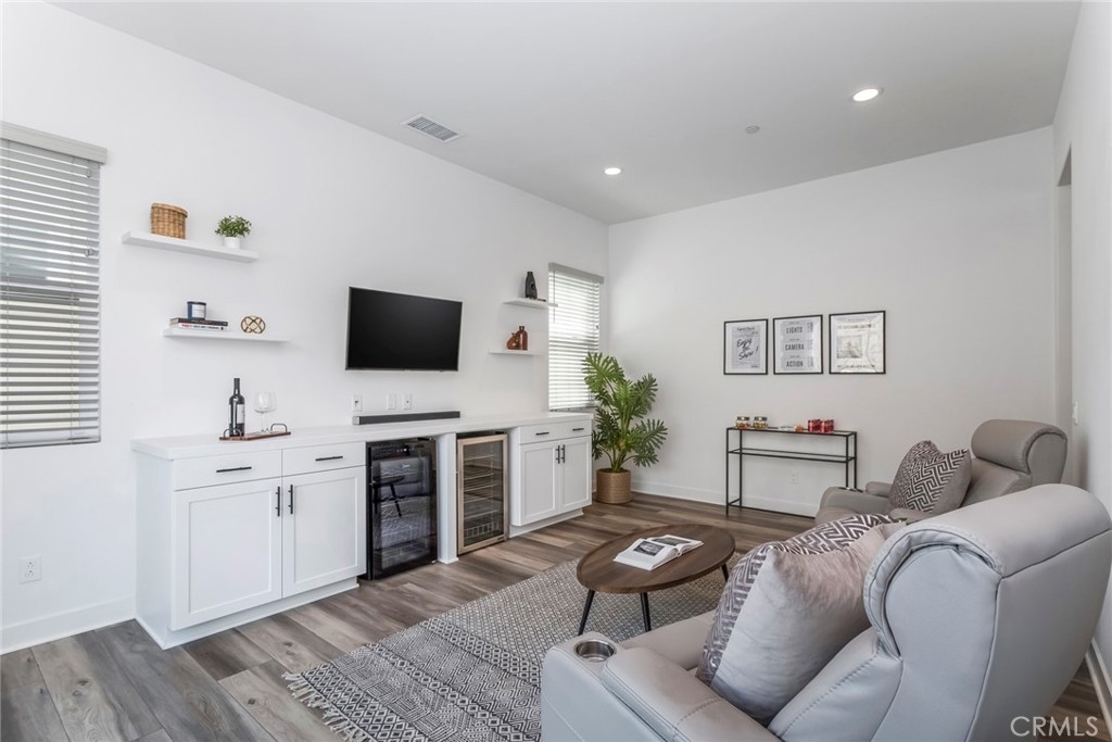 28695 Windbreak Terrace