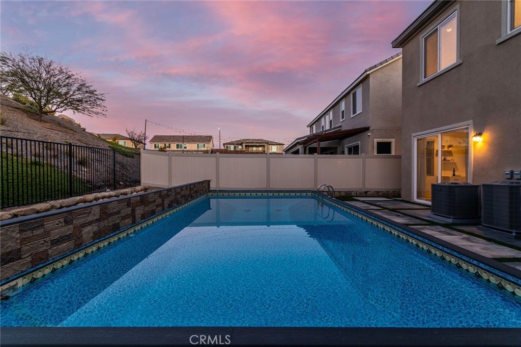 28695 Windbreak Terrace