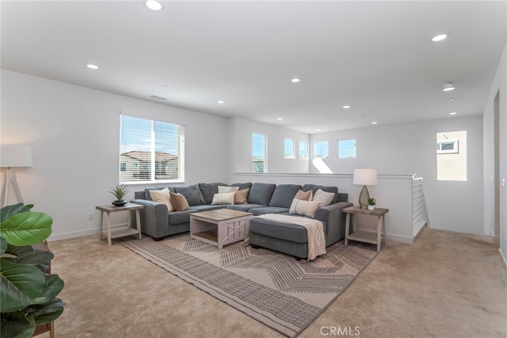 28695 Windbreak Terrace