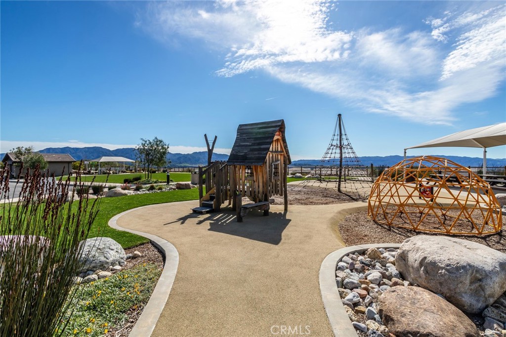 28695 Windbreak Terrace