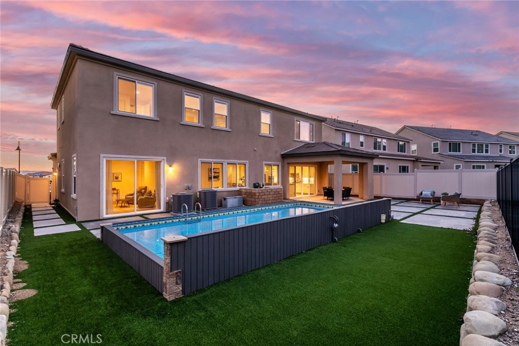 28695 Windbreak Terrace