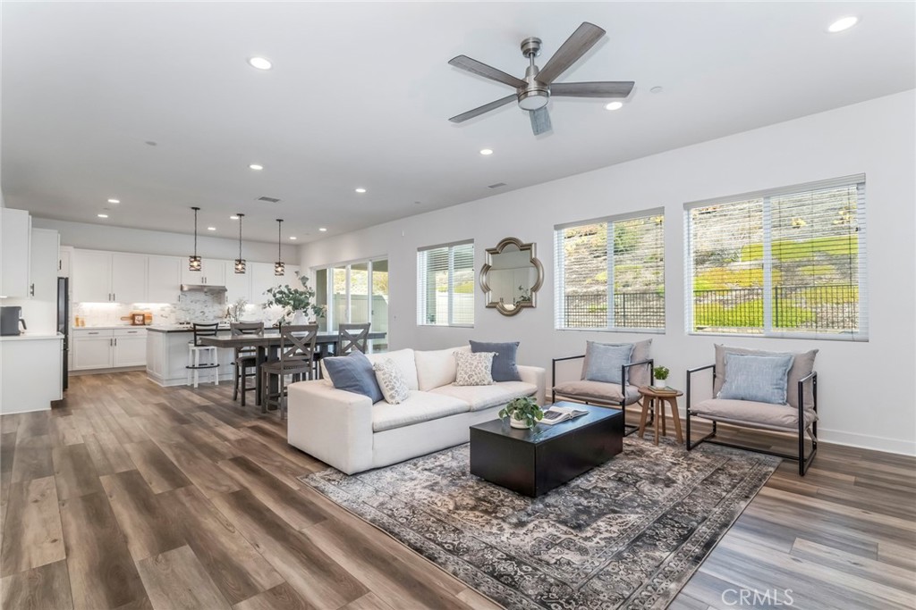 28695 Windbreak Terrace