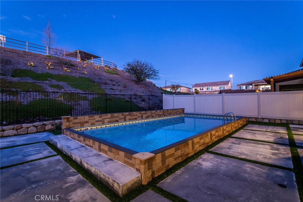 28695 Windbreak Terrace