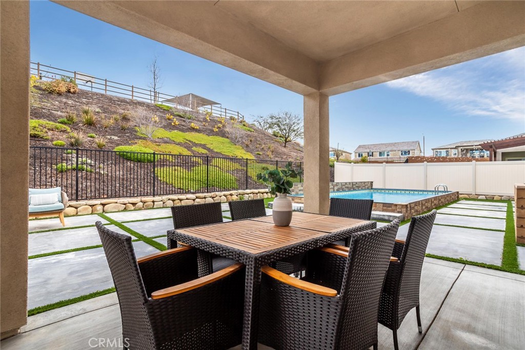 28695 Windbreak Terrace