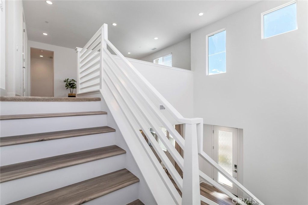 28695 Windbreak Terrace