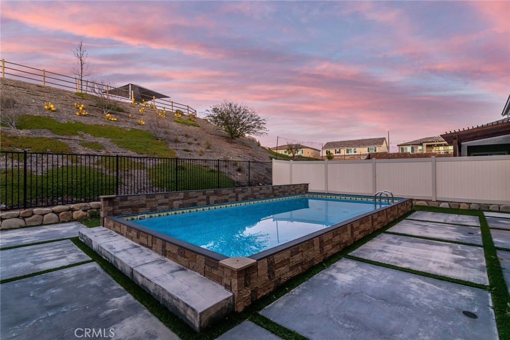 28695 Windbreak Terrace