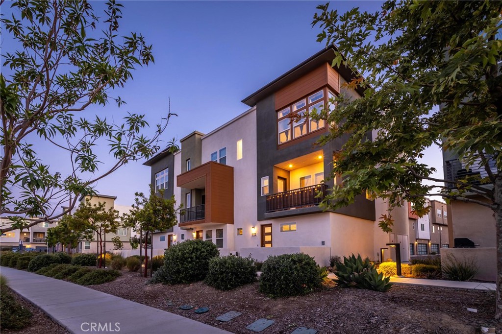 27562 Sparrow Court