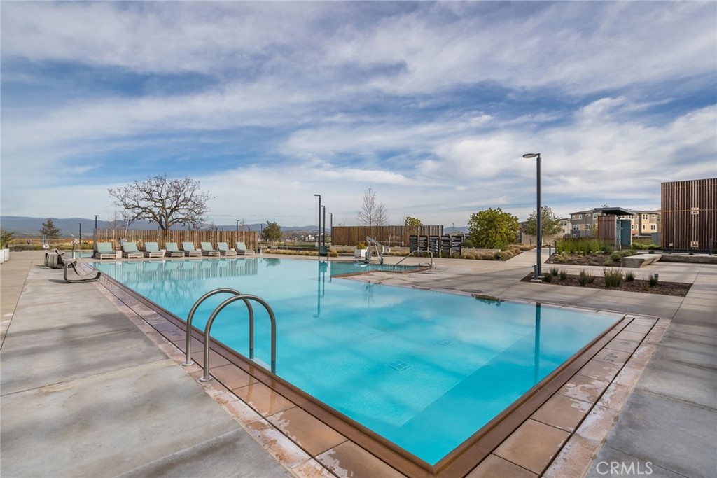 27562 Sparrow Court