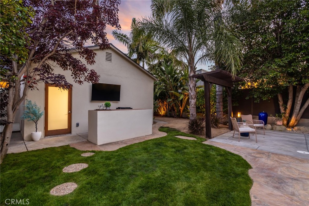 12705 Sarah Street