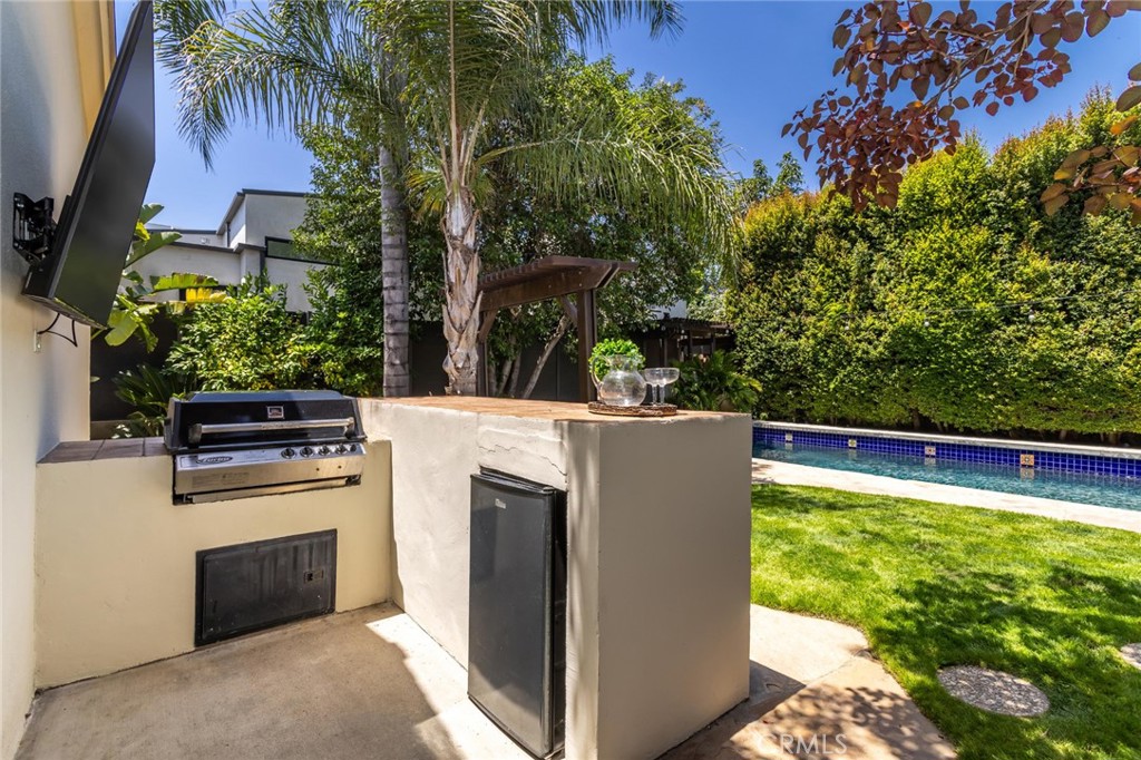 12705 Sarah Street