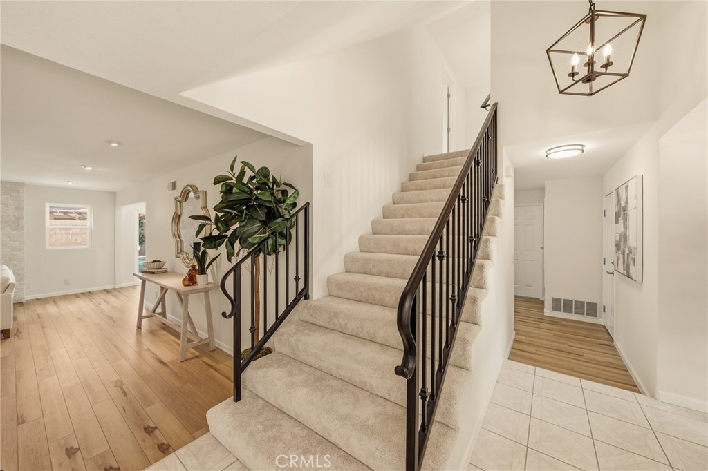 10865 Wystone