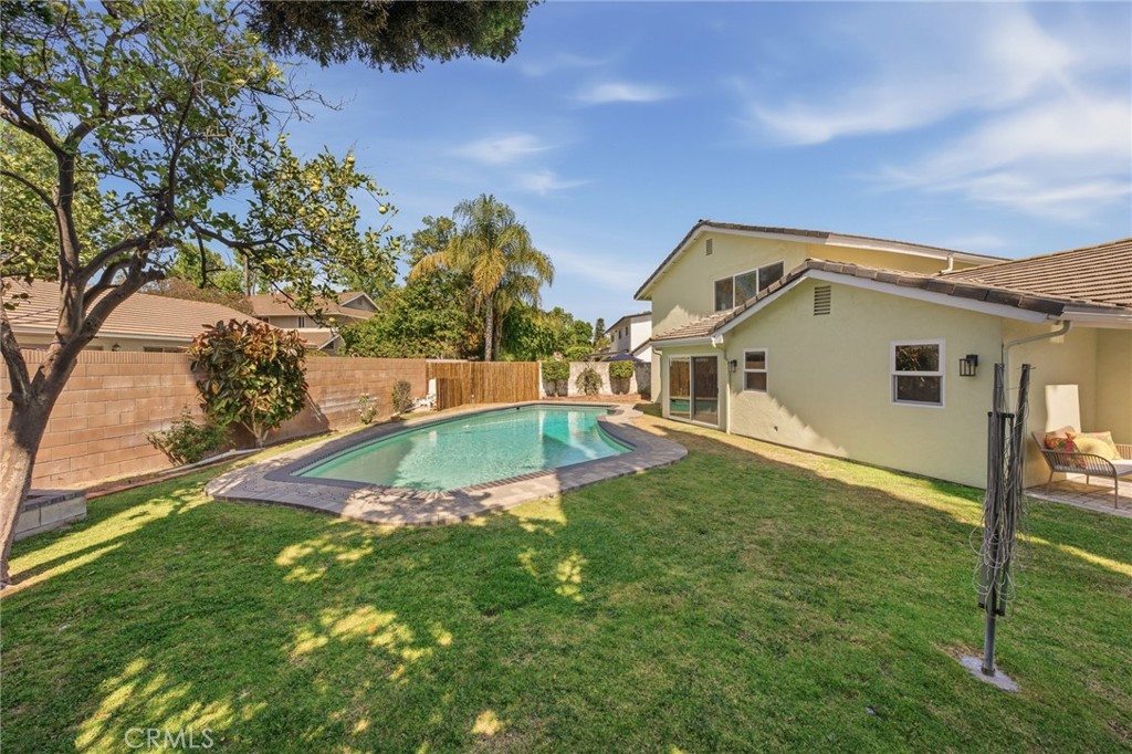 10865 Wystone