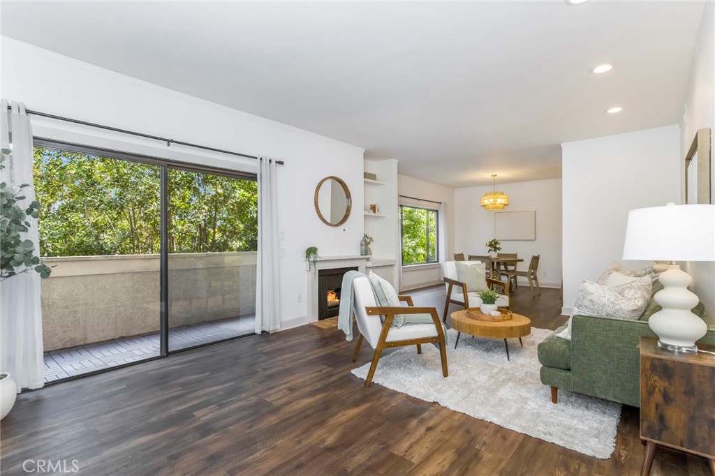 14050 Magnolia Boulevard 201
