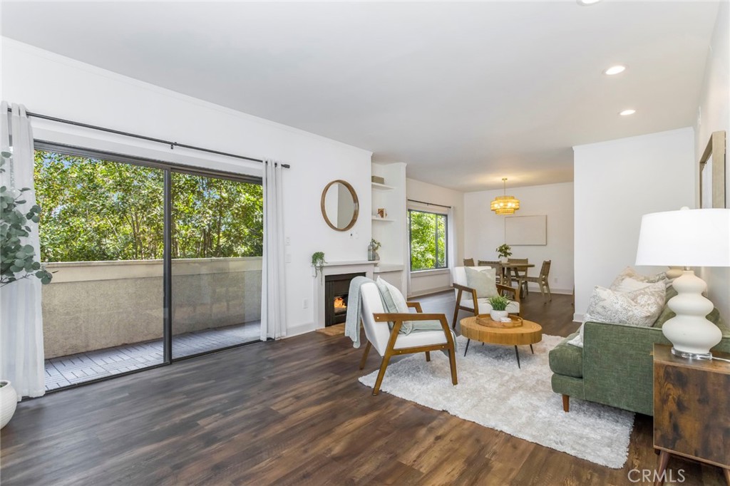 14050 Magnolia Boulevard 201