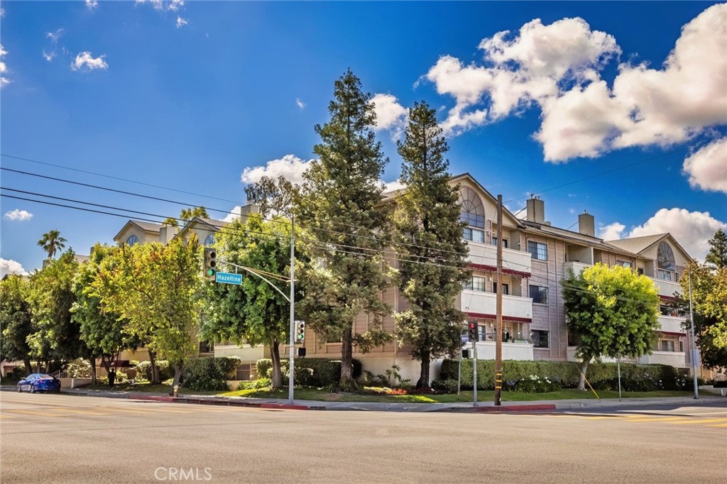 14050 Magnolia Boulevard 201