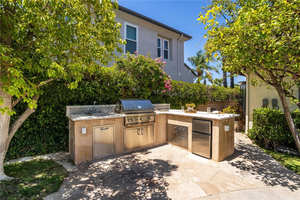 26876 Grey Place
