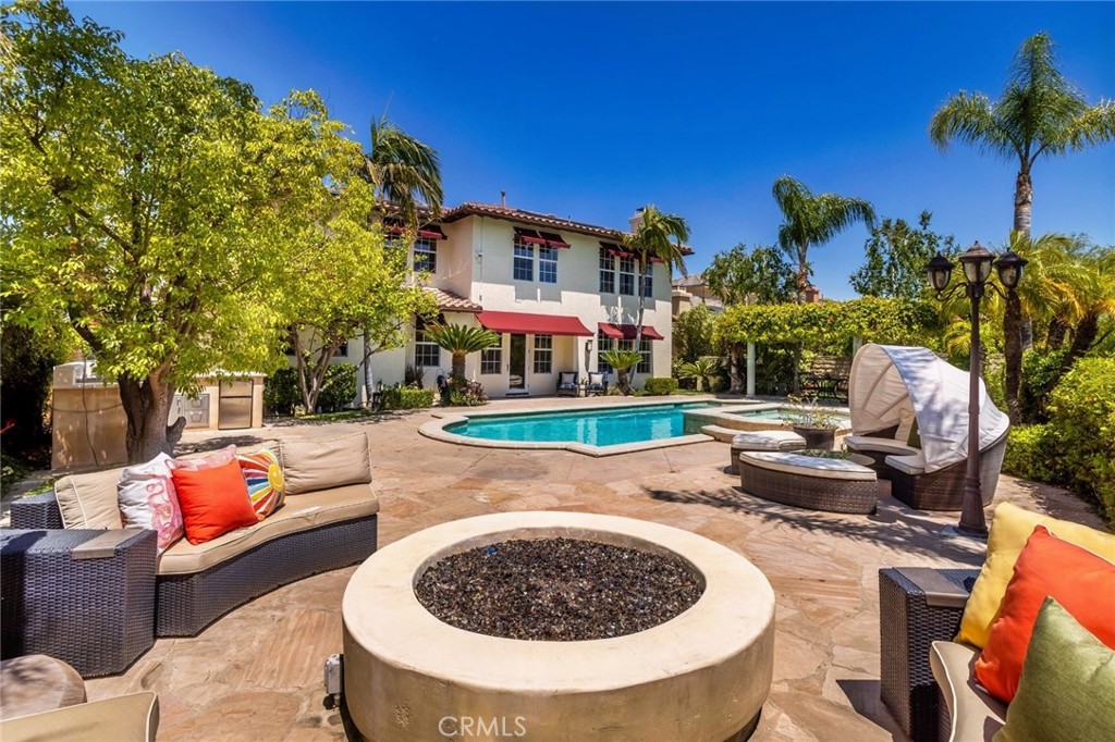 26876 Grey Place