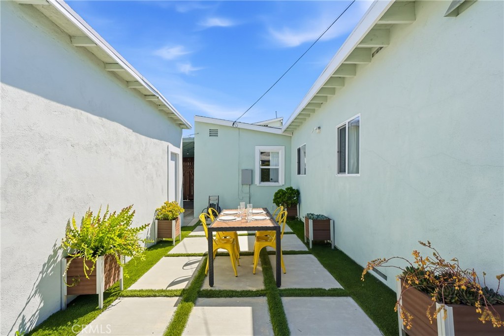 223 Chestnut Avenue