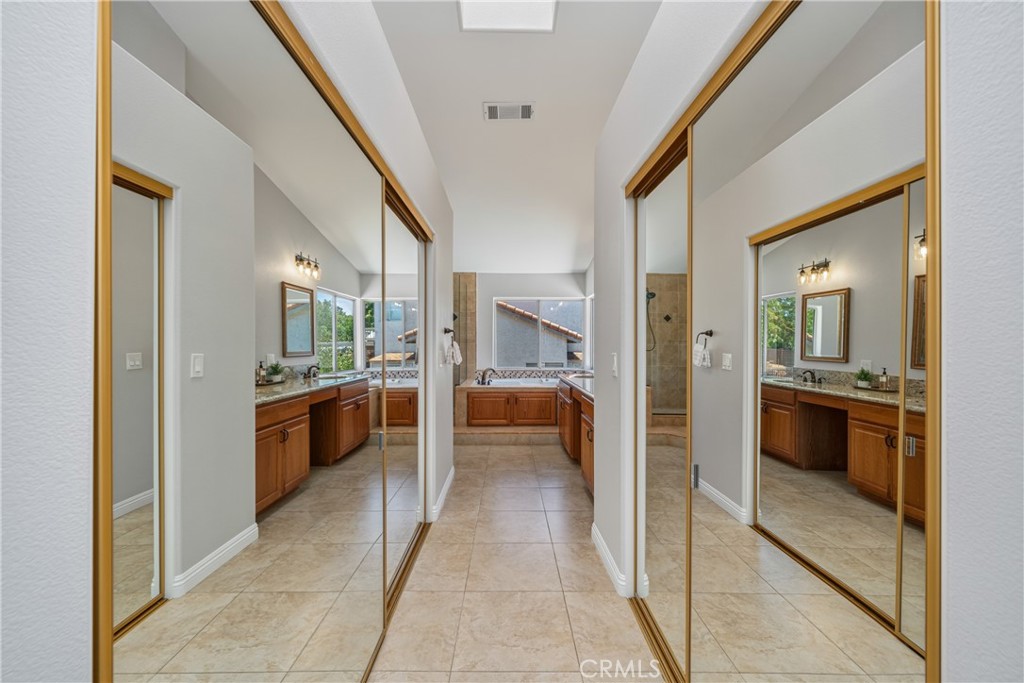 4643 Greencrest Way