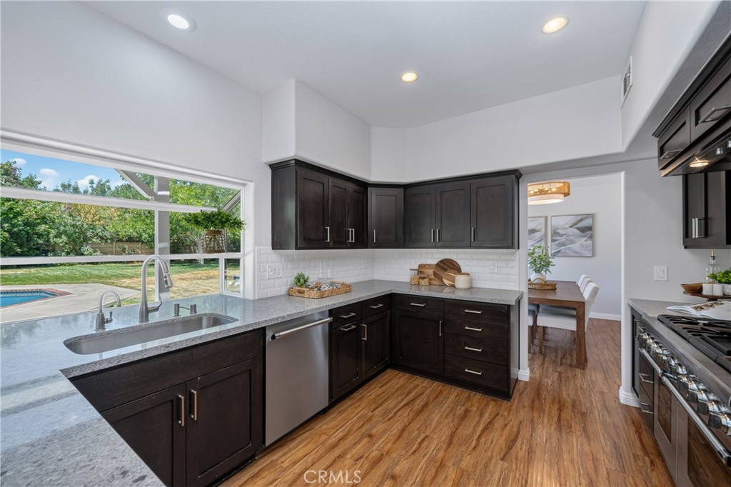 4643 Greencrest Way