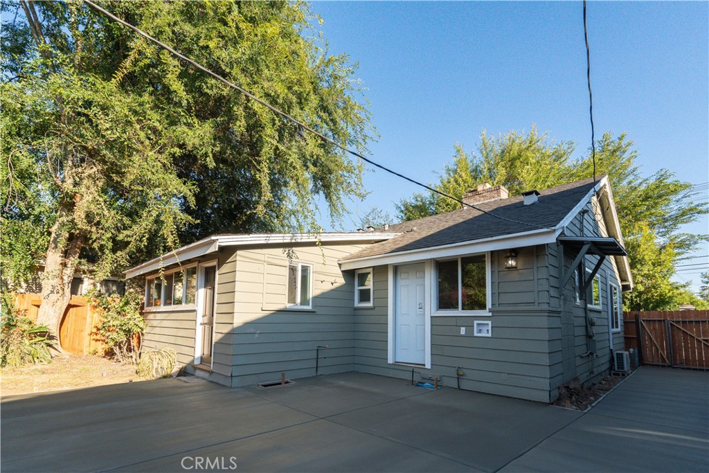 505 W Montana Street