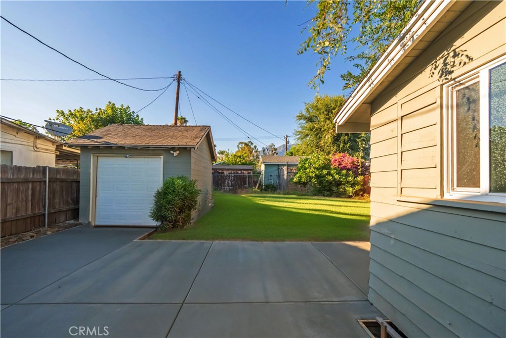 505 W Montana Street