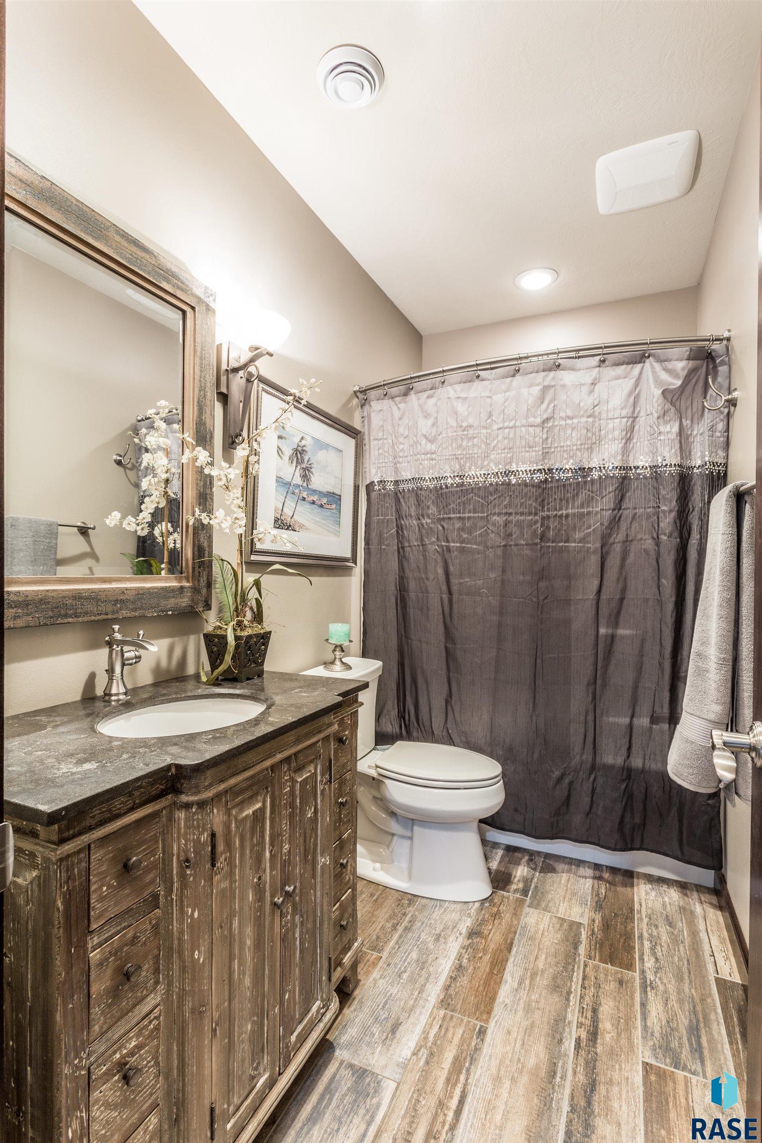 8000 S Sunny Oak Cir