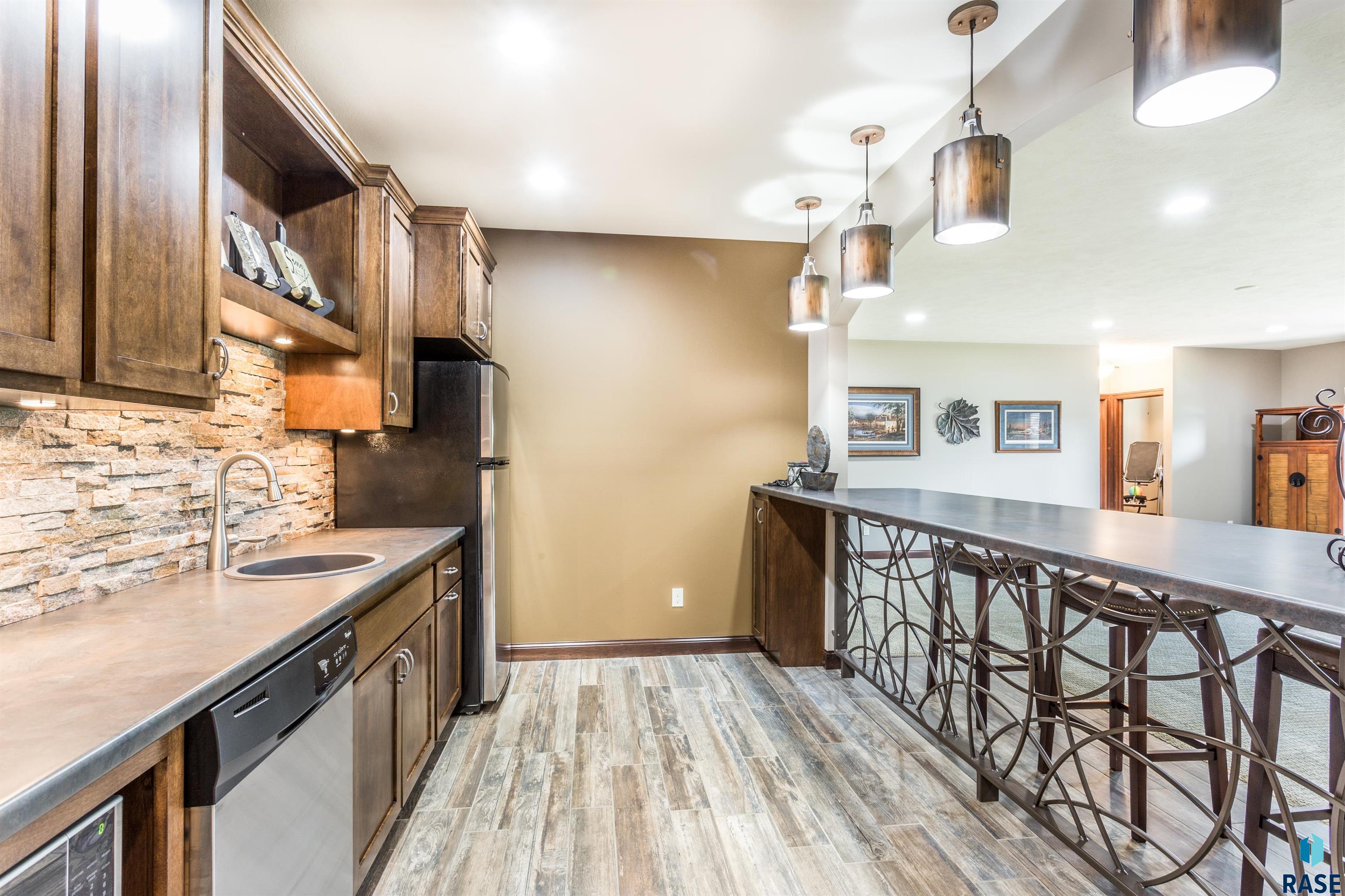 8000 S Sunny Oak Cir