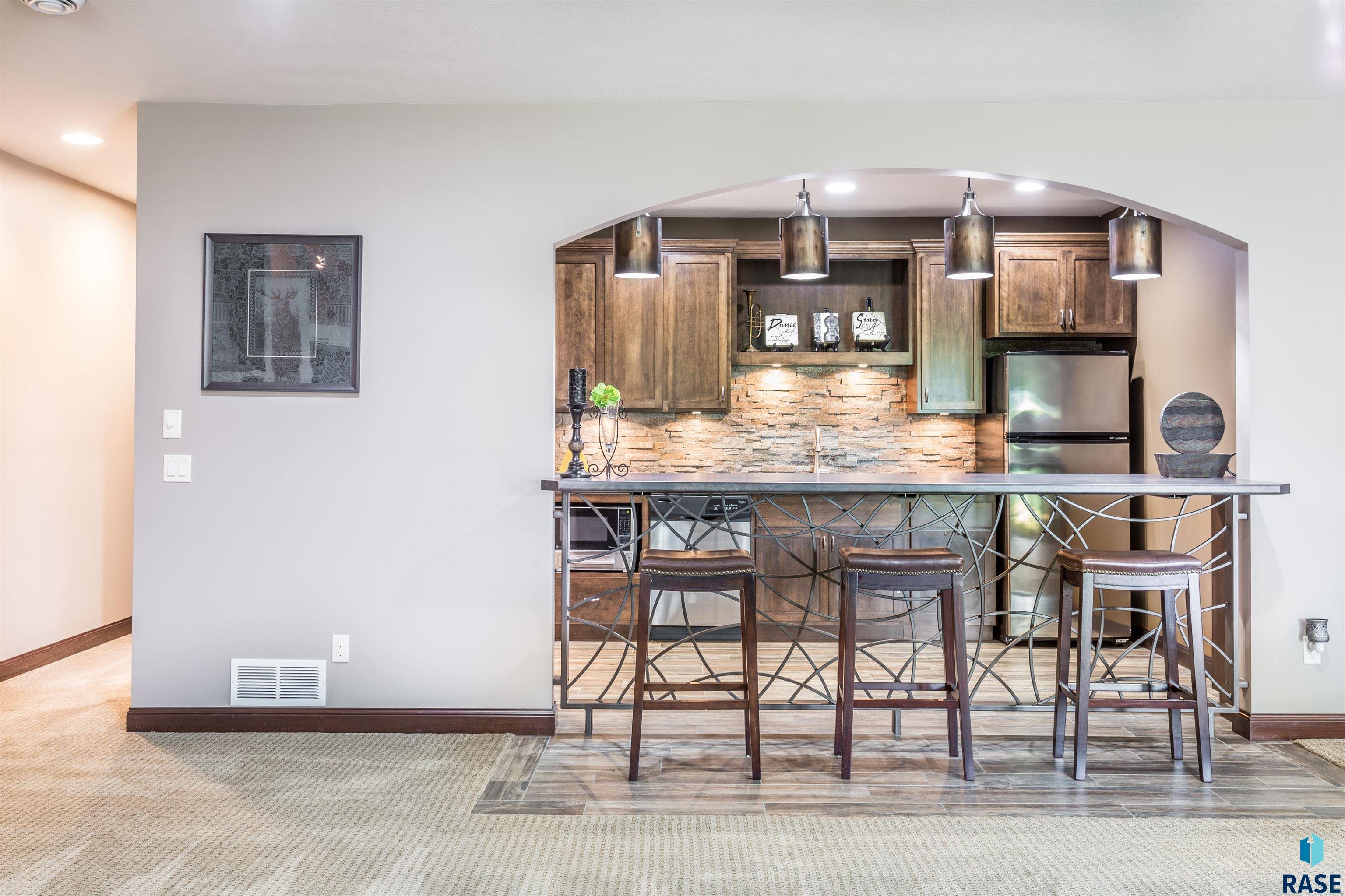 8000 S Sunny Oak Cir