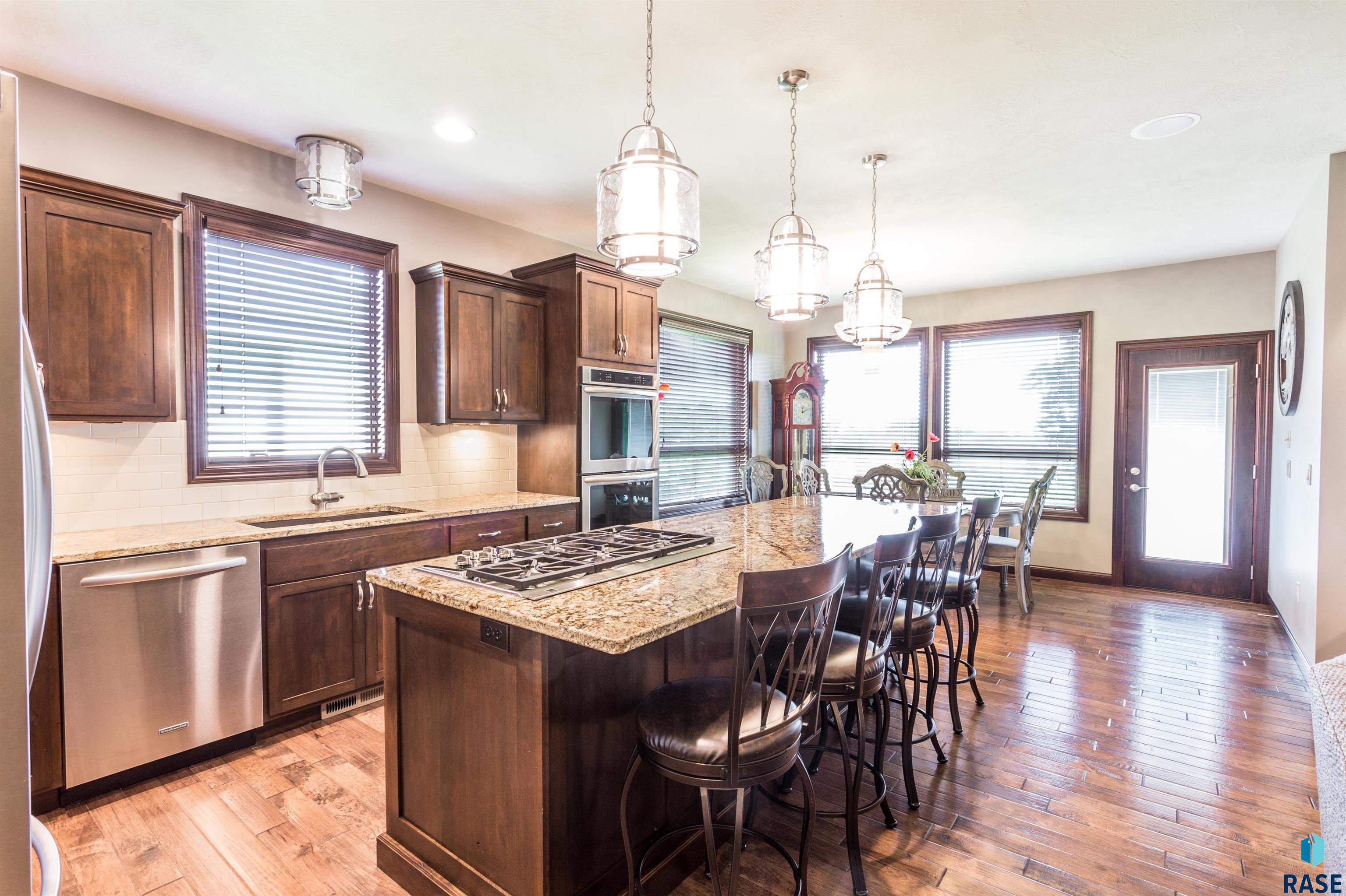 8000 S Sunny Oak Cir