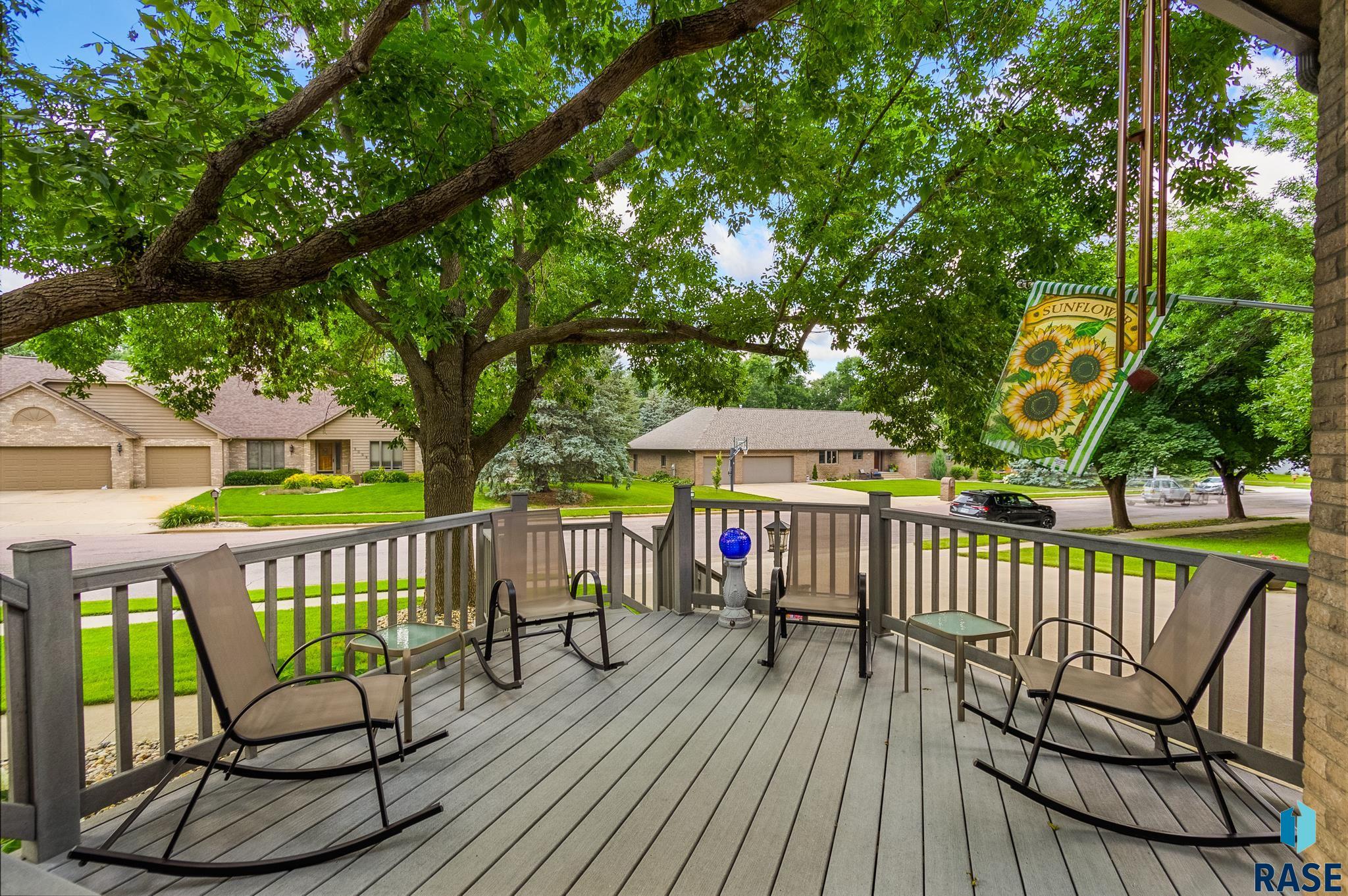 5008 S Pheasant Ln
