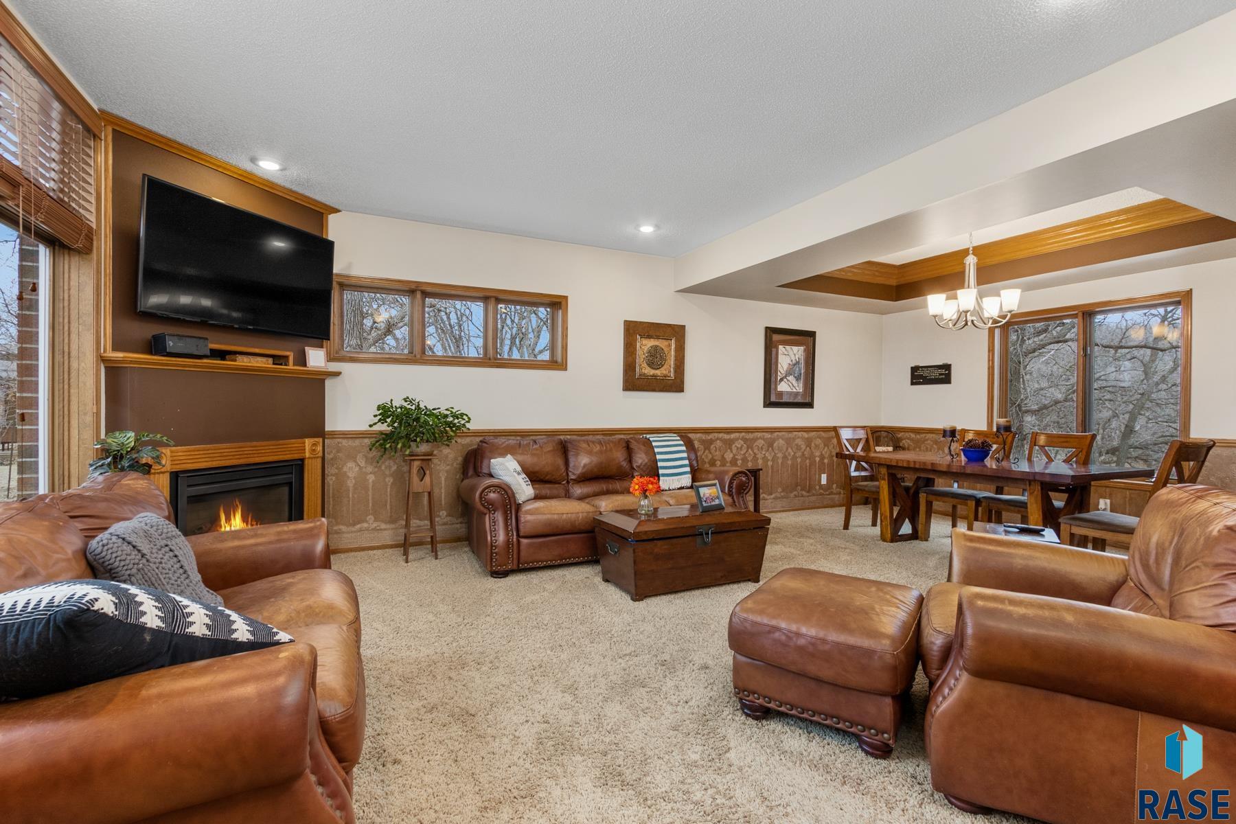 1012 N Savannah Dr