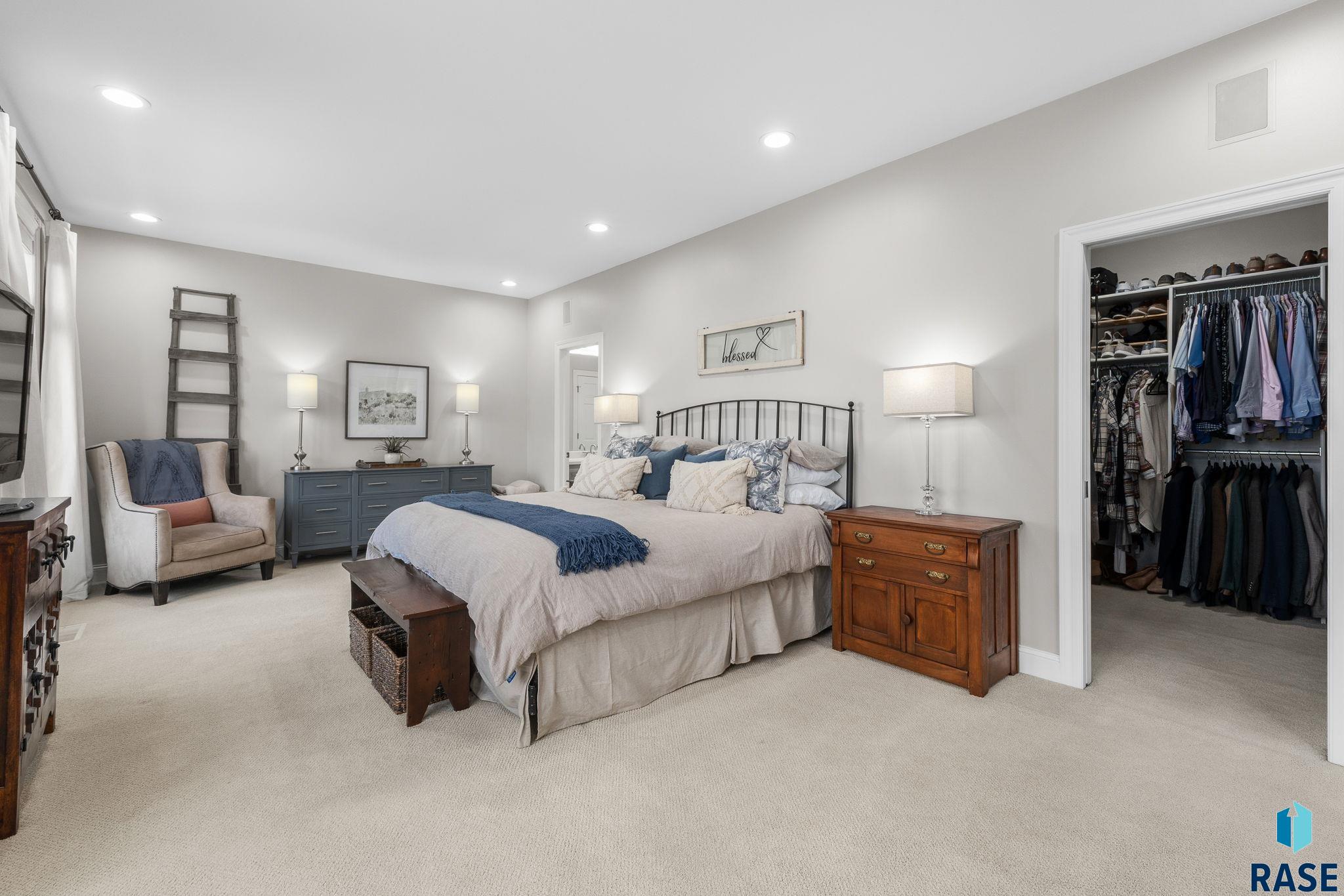 4701 S Sundance Cir