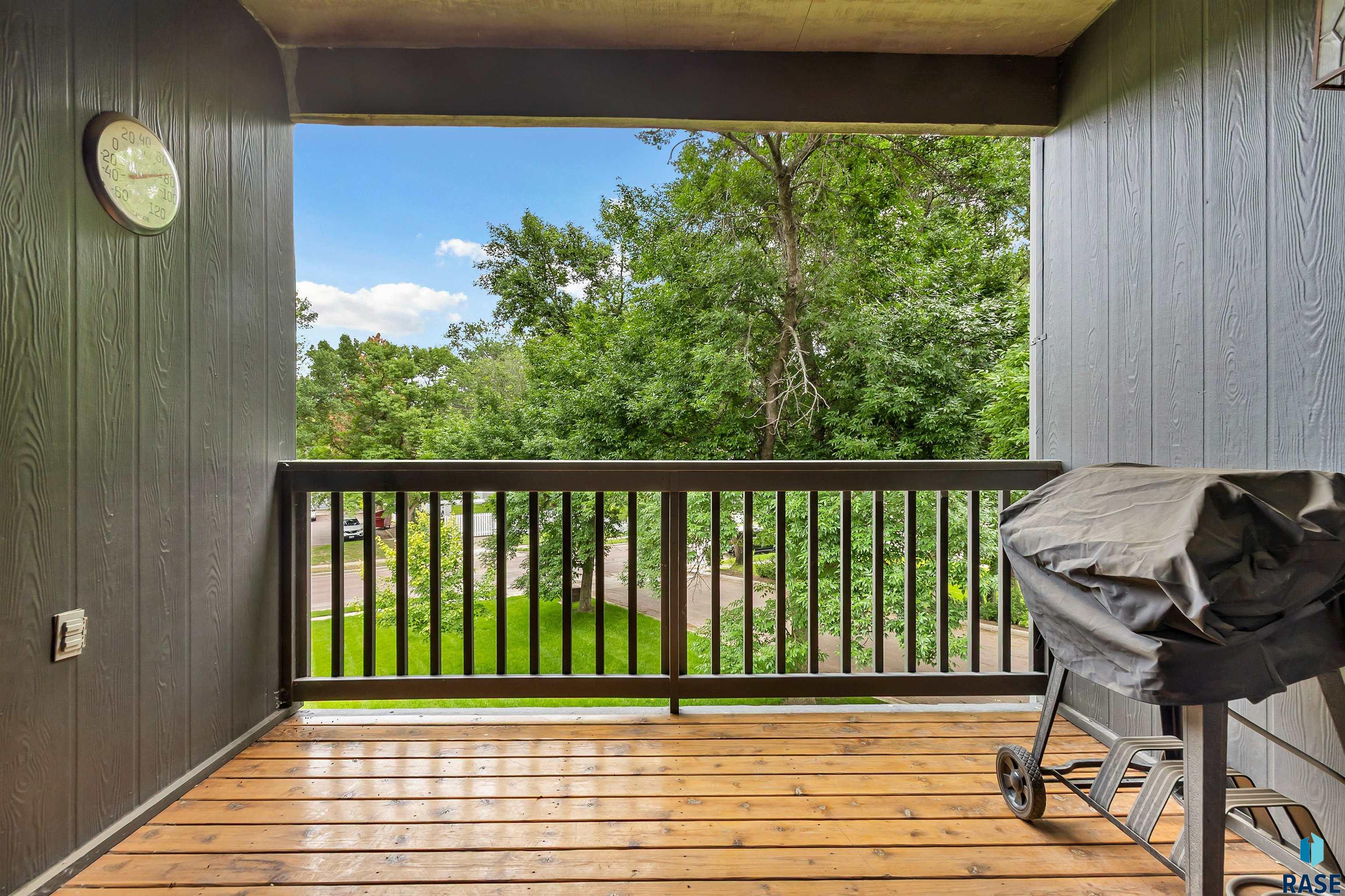 4220 S Minnesota Ave Unit: 206