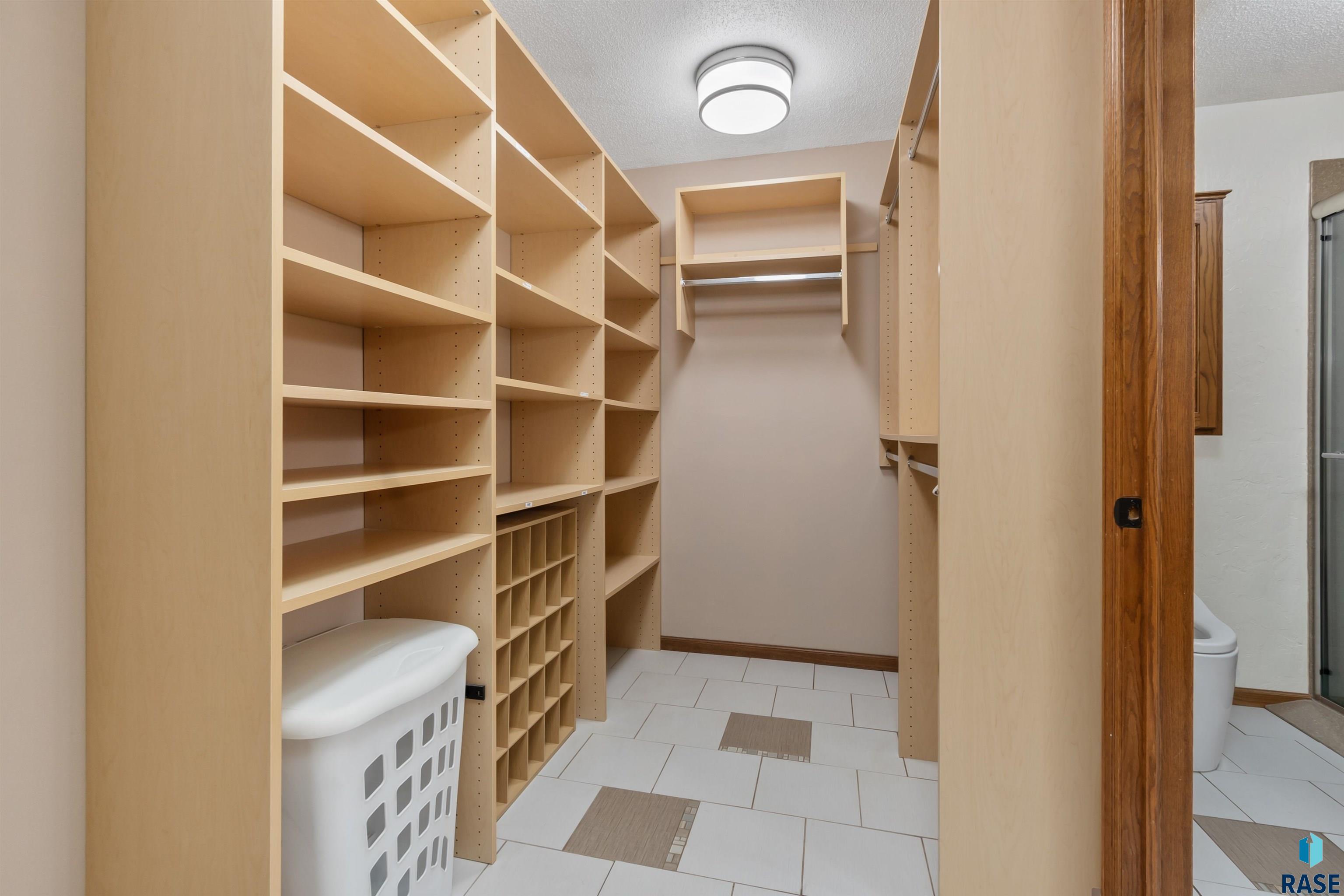 4220 S Minnesota Ave Unit: 206