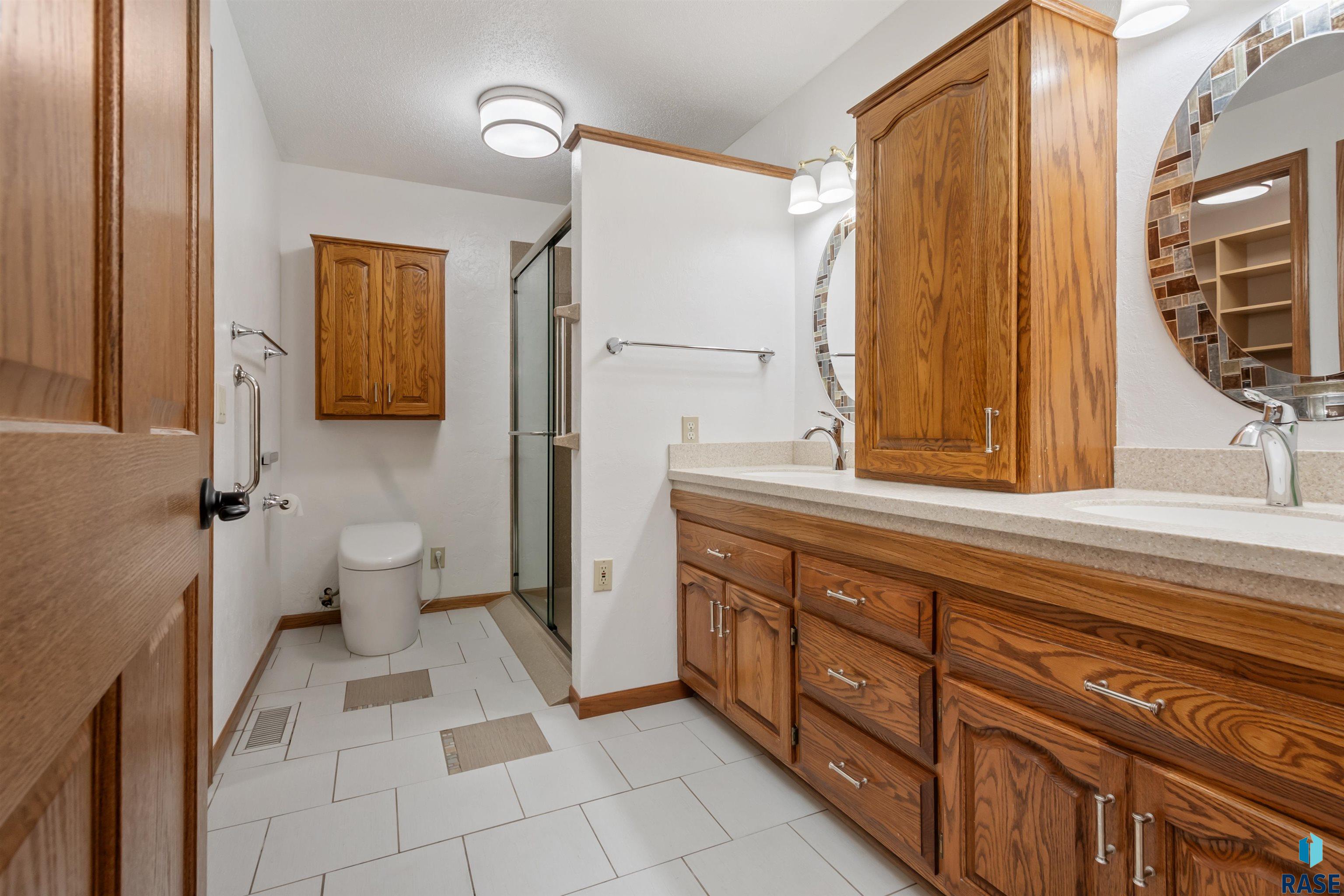 4220 S Minnesota Ave Unit: 206