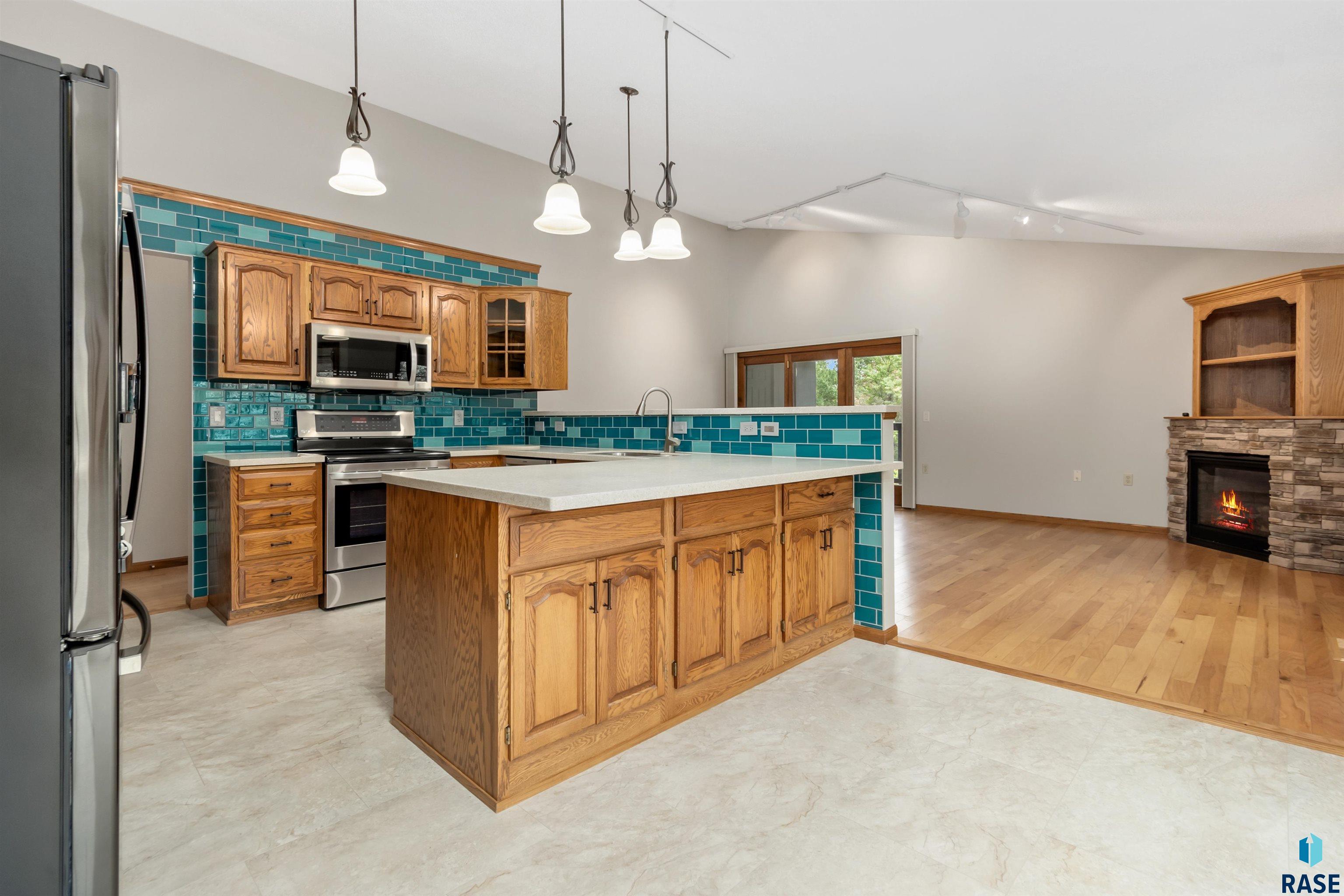 4220 S Minnesota Ave Unit: 206