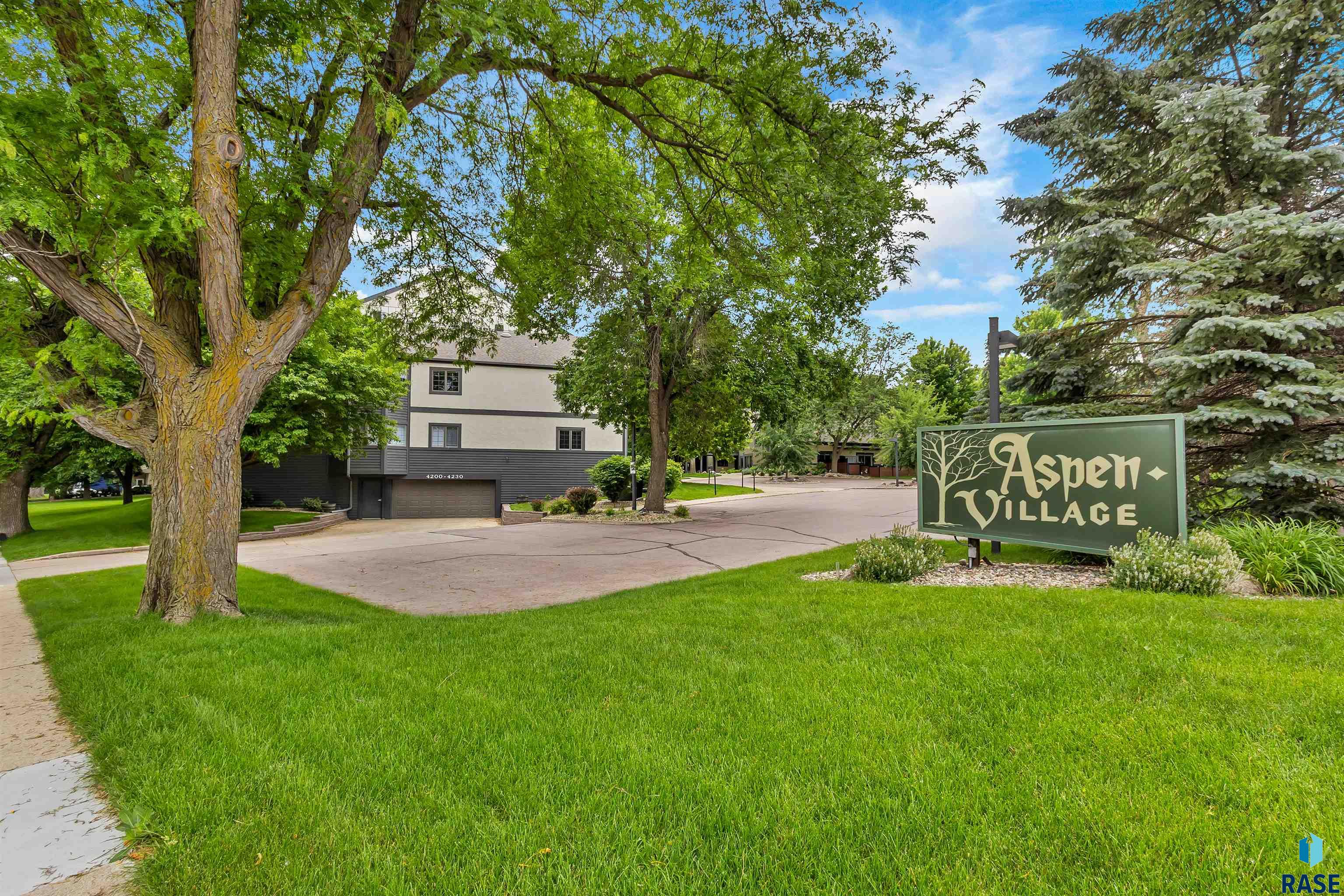4220 S Minnesota Ave Unit: 206