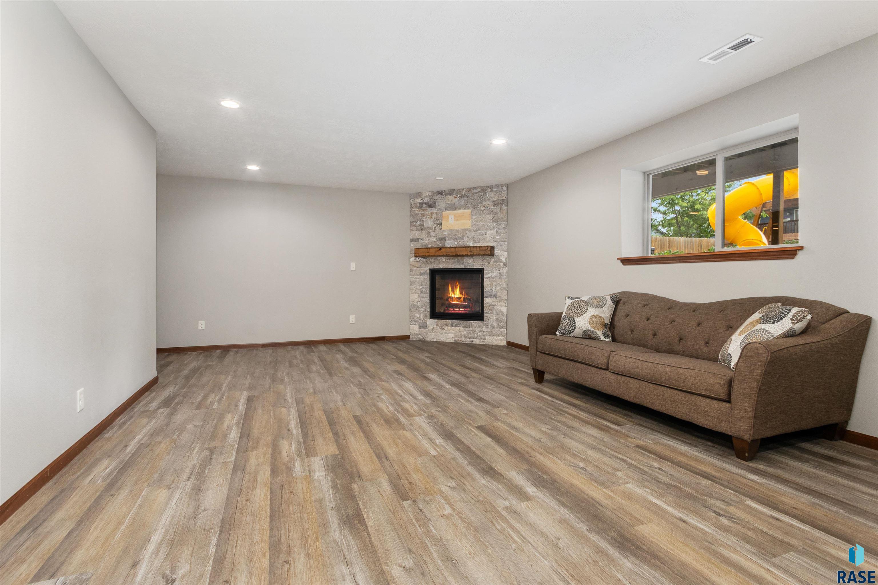 420 Adrianna Ave