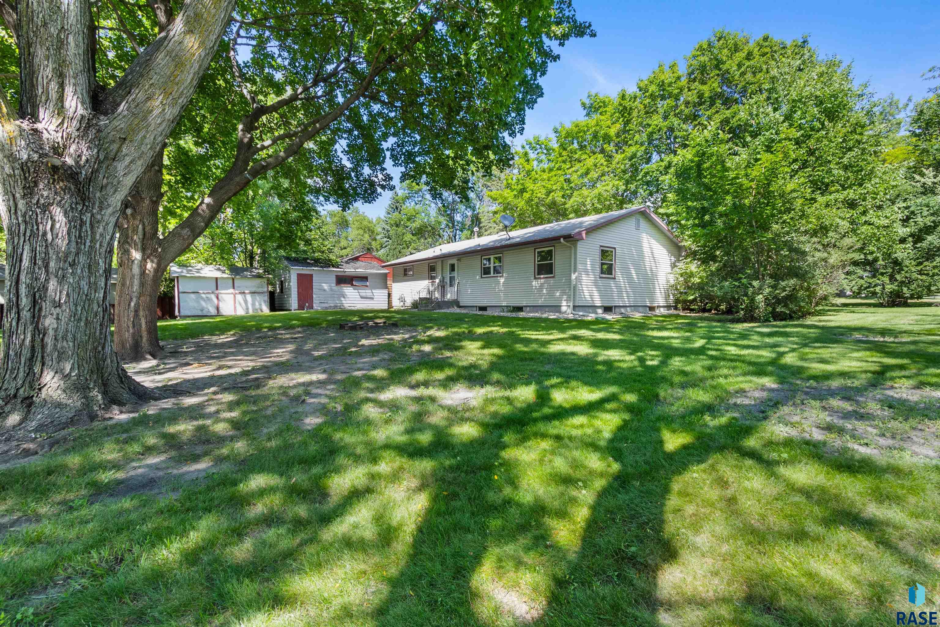 1070 Circle Dr