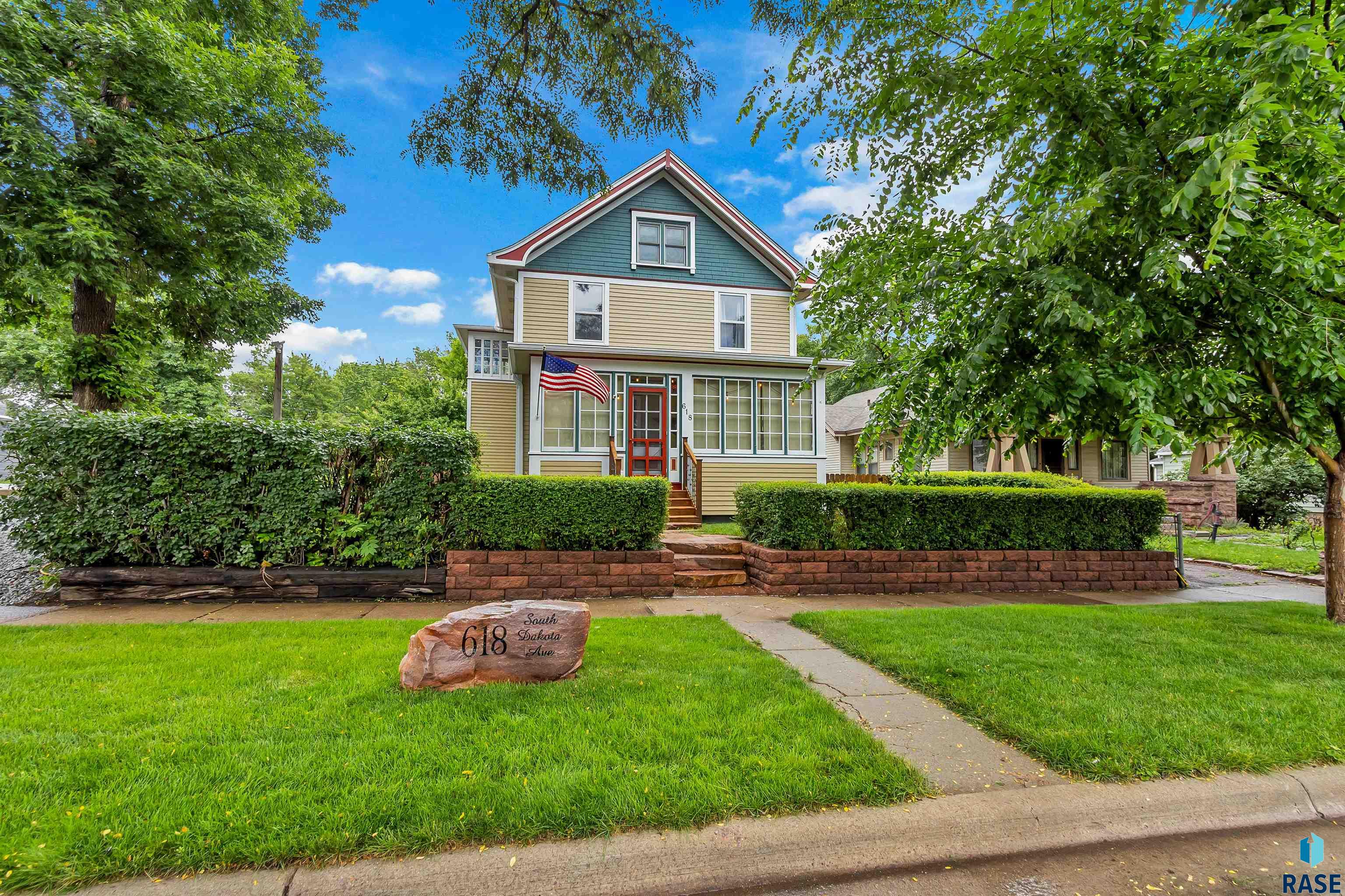 618 S Dakota Ave
