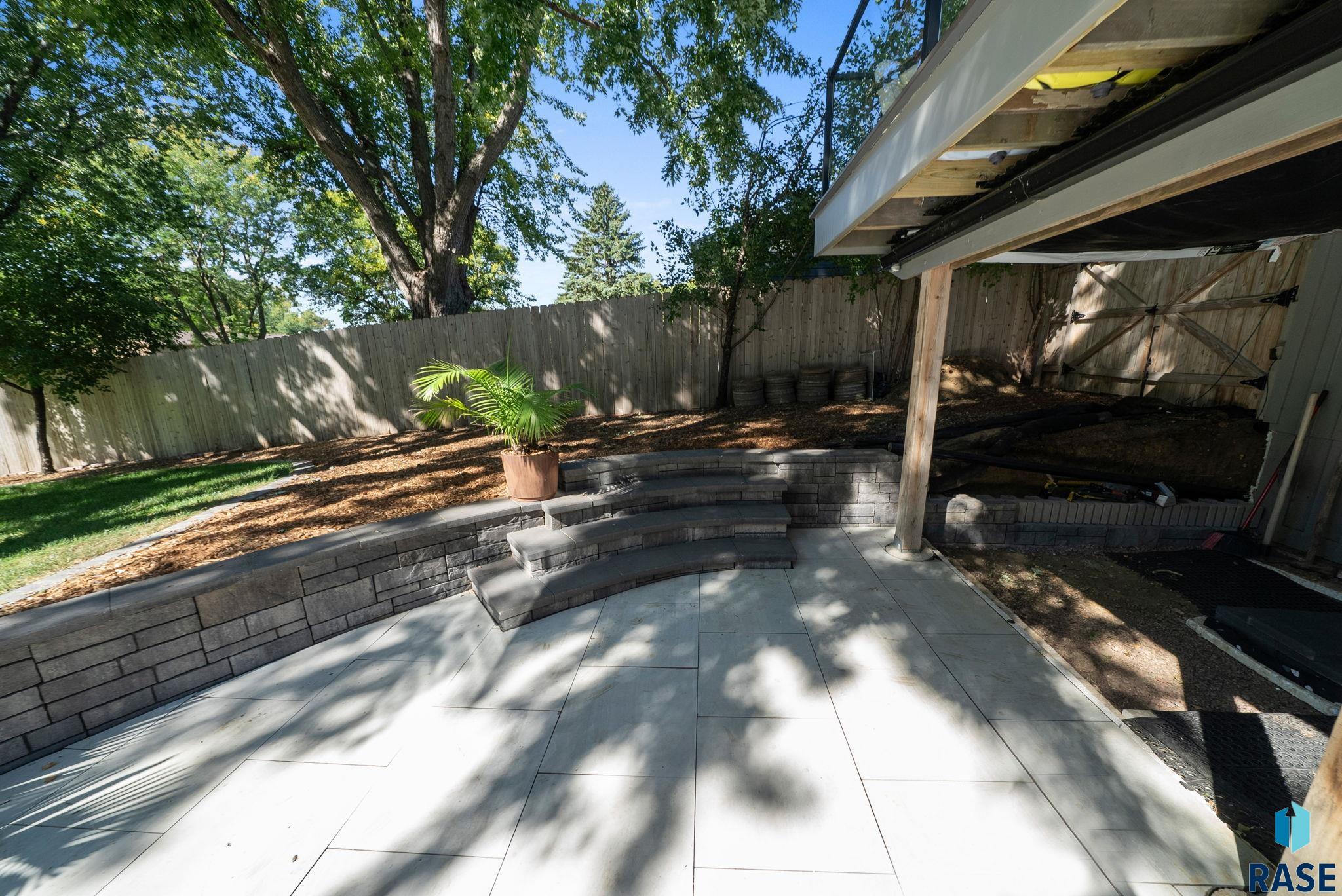 505 E Sunnybrook Dr