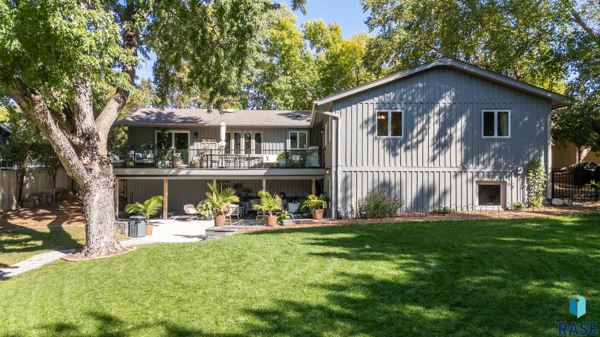 505 E Sunnybrook Dr