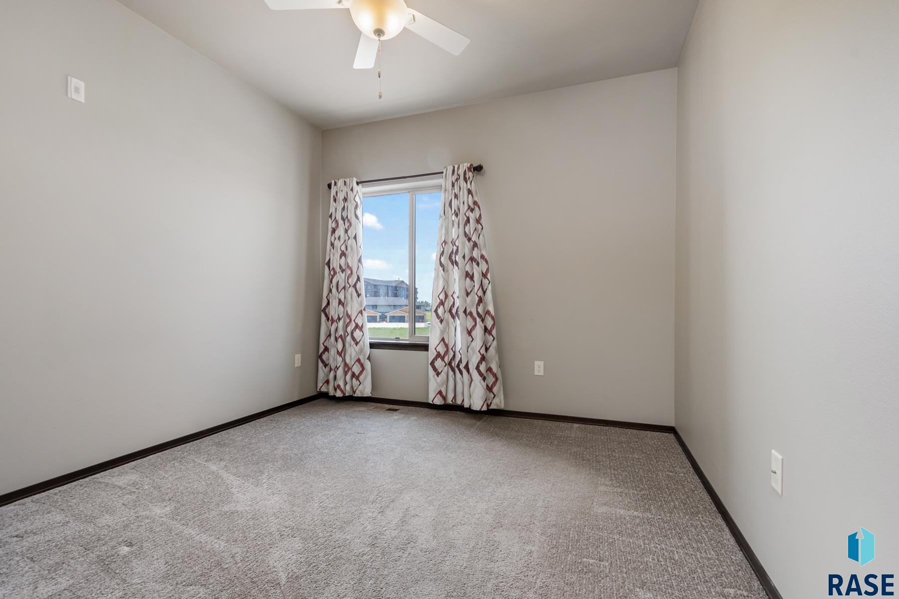 7701 S Townsley Ave Unit: 102