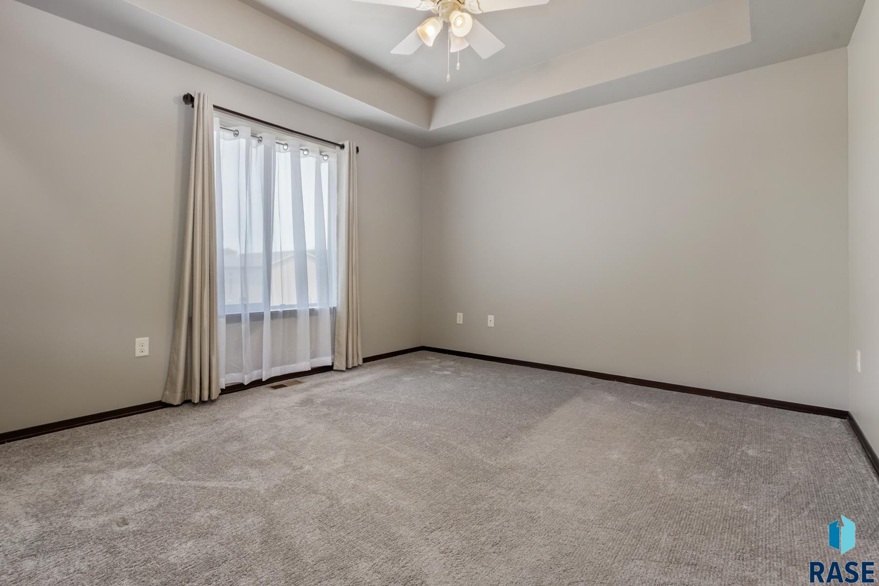 7701 S Townsley Ave Unit: 102