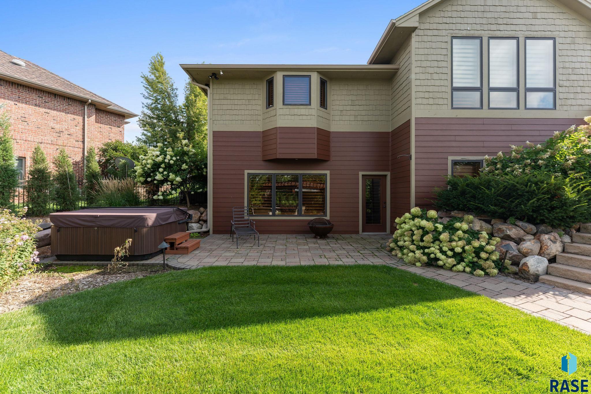 7500 S Ridgestone Dr