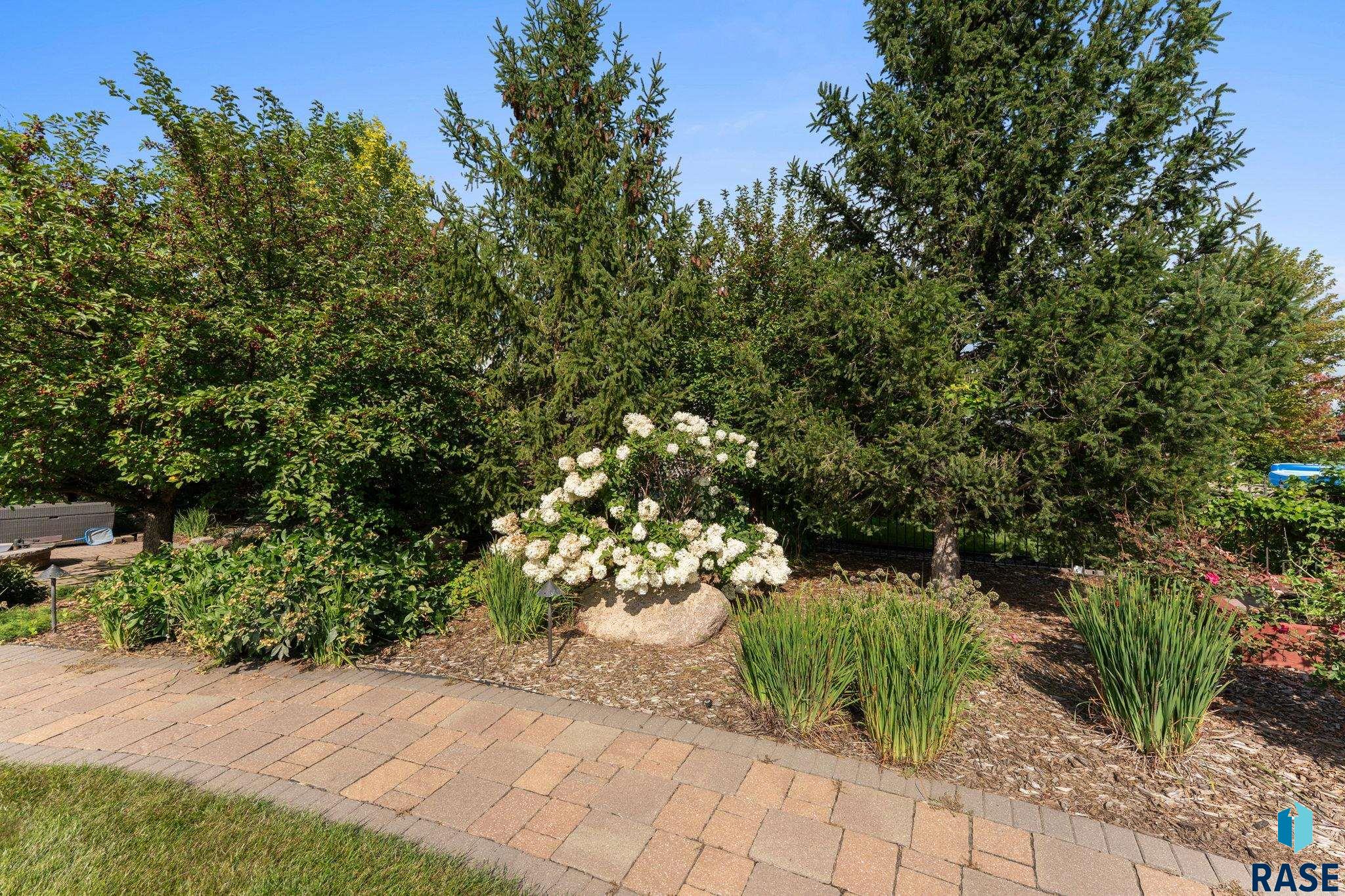 7500 S Ridgestone Dr